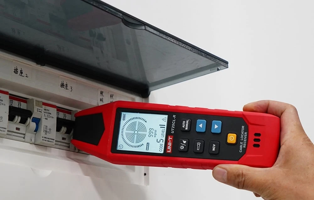 Uni-t Kabelių ieškilis, AC/DC 8~480V, įtampos aptikimo gyllis iki 0.4m, NCV voltage range: 80V ~ 1000V aprašymas - Prekės nuotrauka