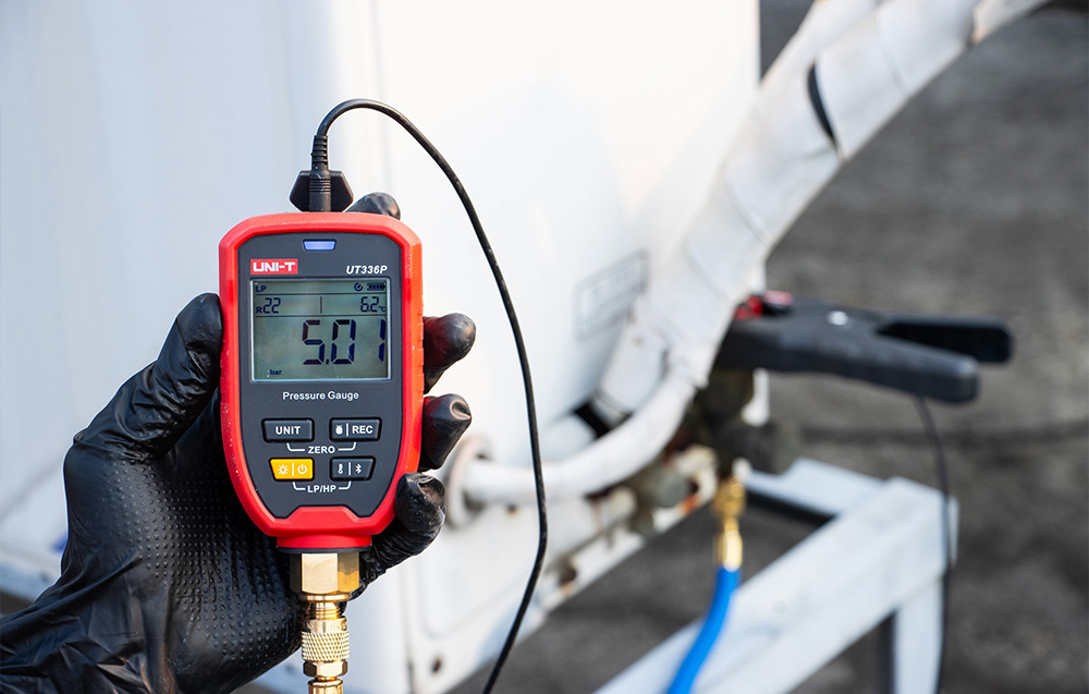 Belaidis slėgio matuoklis su T matavimo replėmis,-1 to 60b, ±0.5%FS, -50℃~+150℃, Bluetooth, UNI-T aprašymas - Prekės nuotrauka Belaidis slėgio matuoklis su T matavimo replėmis,-1 to 60b, ±0.5%FS, -50℃~+150℃, Bluetooth, UNI-T aprašymas - Prekės nuotrauka
