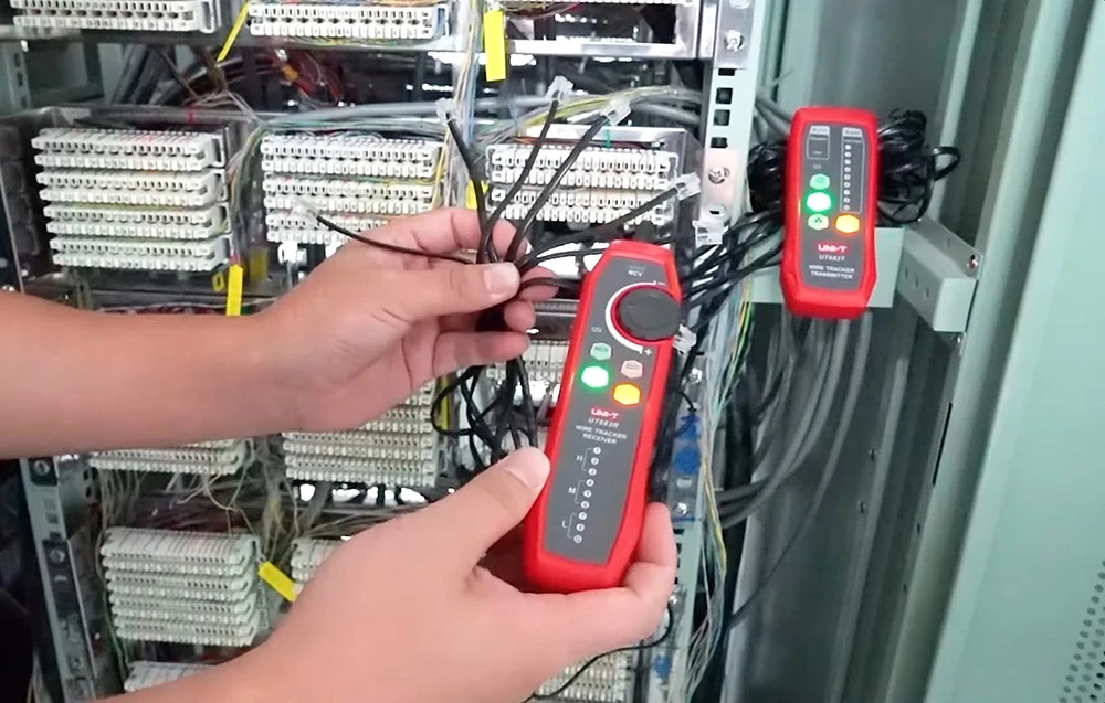 Ryšio kabelių testeris RJ11＞3000m; RJ45＞100m; NCV ; ausinių lizdas, UNI-T aprašymas - Prekės nuotrauka