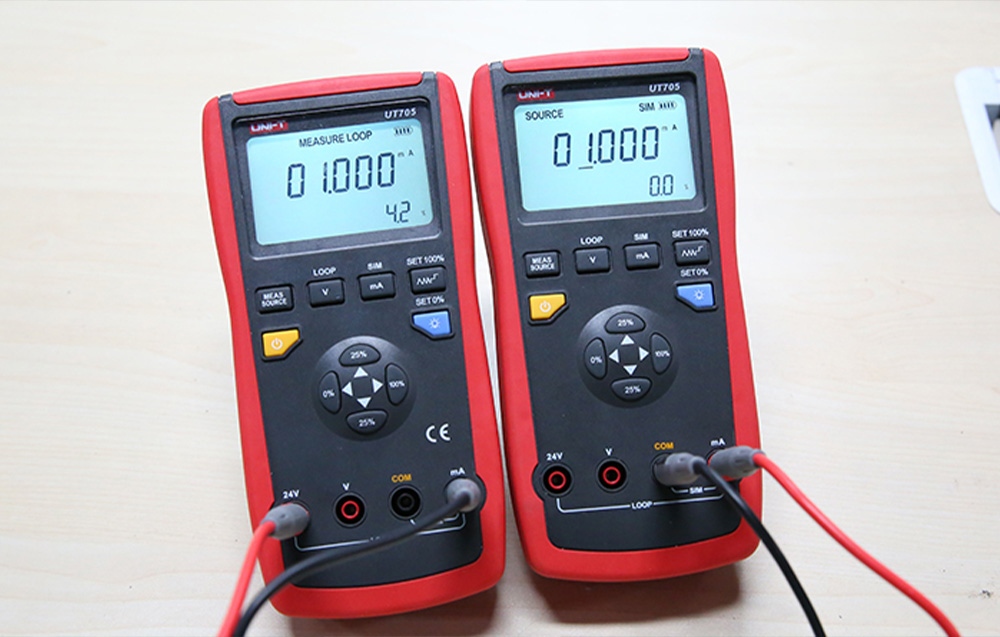 Uni-T UT705 Process Calibrator aprašymas - Prekės nuotrauka