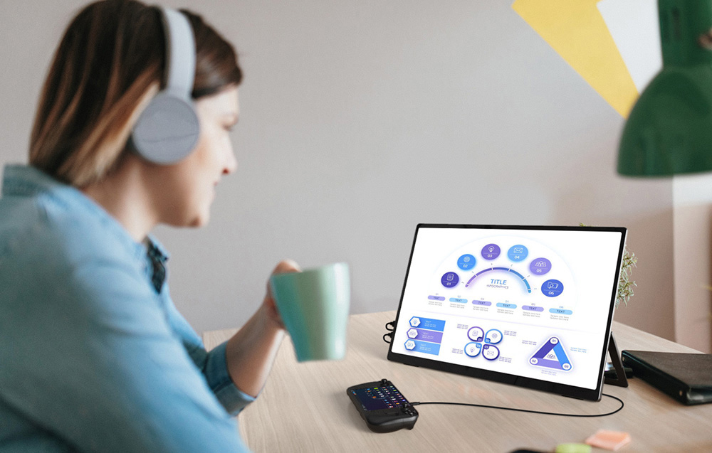 uperfect-portable-monitor-usteam-e6-pro