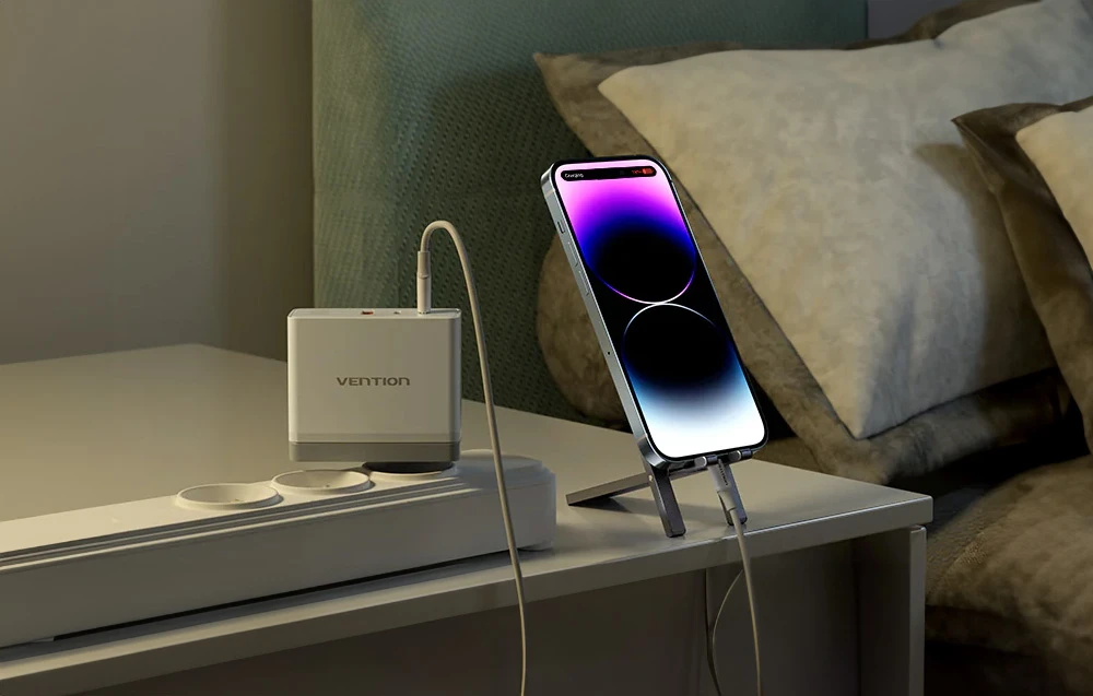 Vention Sieninis įkroviklis, ventiliacija, FEGW0-EU, 2xUSB-C, USB-A, 100W/100W/30W, GaN (balta) aprašymas - Prekės nuotrauka Vention Sieninis įkroviklis, ventiliacija, FEGW0-EU, 2xUSB-C, USB-A, 100W/100W/30W, GaN (balta) aprašymas - Prekės nuotrauka