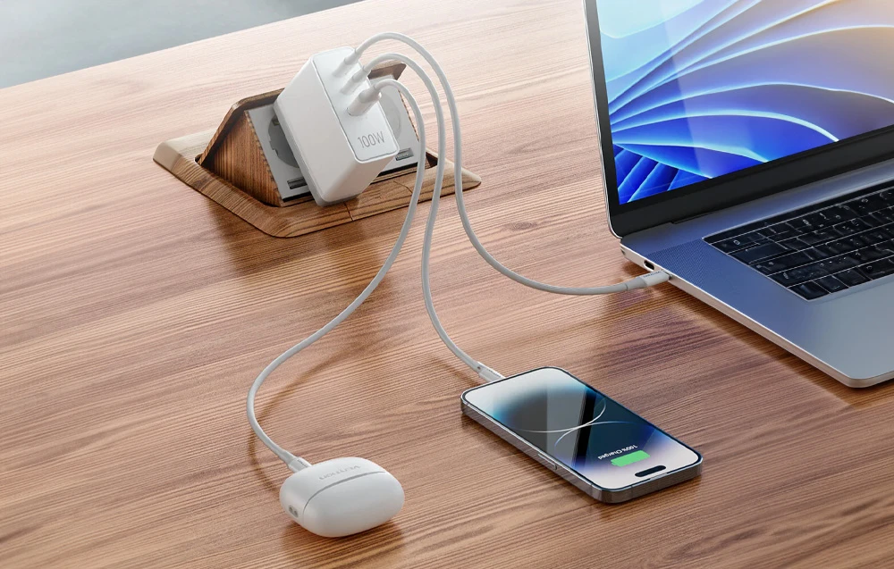 Vention Sieninis įkroviklis, ventiliacija, FEGW0-EU, 2xUSB-C, USB-A, 100W/100W/30W, GaN (balta) aprašymas - Prekės nuotrauka Vention Sieninis įkroviklis, ventiliacija, FEGW0-EU, 2xUSB-C, USB-A, 100W/100W/30W, GaN (balta) aprašymas - Prekės nuotrauka
