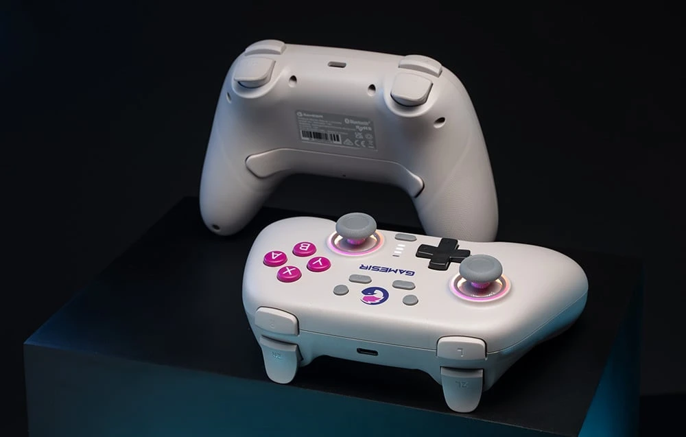 Belaidis valdiklis GameSir T4n (baltas) aprašymas - Prekės nuotrauka Belaidis valdiklis GameSir T4n (baltas) aprašymas - Prekės nuotrauka