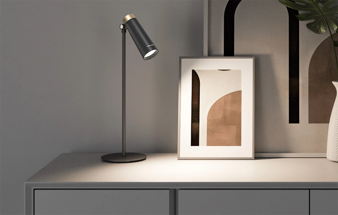 Yeelight 4-in-1 Rechargeable Desk Lamp, Juodas - stalinis šviestuvas aprašymas - Prekės nuotrauka Yeelight 4-in-1 Rechargeable Desk Lamp, Juodas - stalinis šviestuvas aprašymas - Prekės nuotrauka