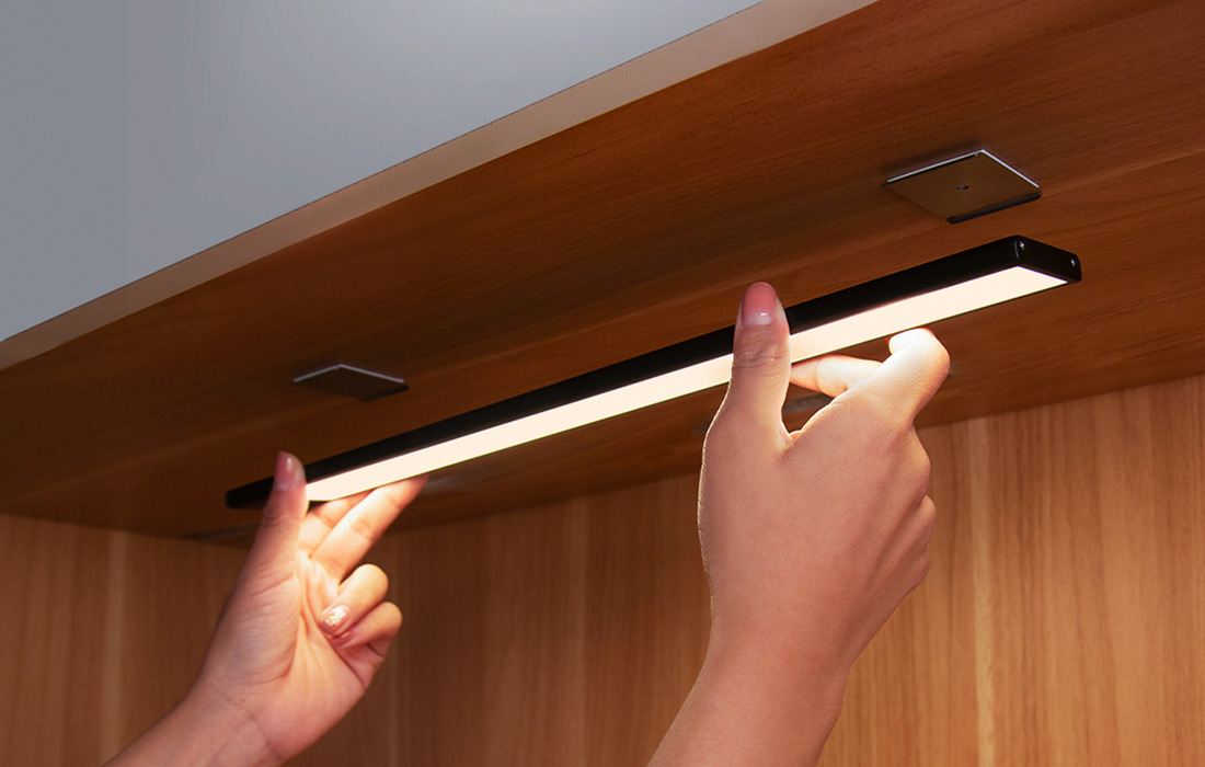 Lubinis šviestuvas Yeelight spintos jutiklinis šviestuvas A40 (40cm), Juodas | YLBGD-0045 | 2.4 W aprašymas - Prekės nuotrauka Lubinis šviestuvas Yeelight spintos jutiklinis šviestuvas A40 (40cm), Juodas | YLBGD-0045 | 2.4 W aprašymas - Prekės nuotrauka