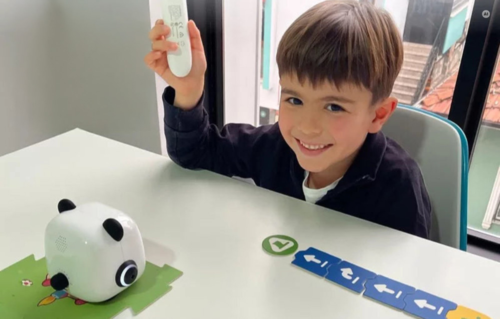 Xtool Edukacinis rinkinys mTiny Discovery Kit skirtas vaikams nuo 4 metų Makeblock aprašymas - Prekės nuotrauka
