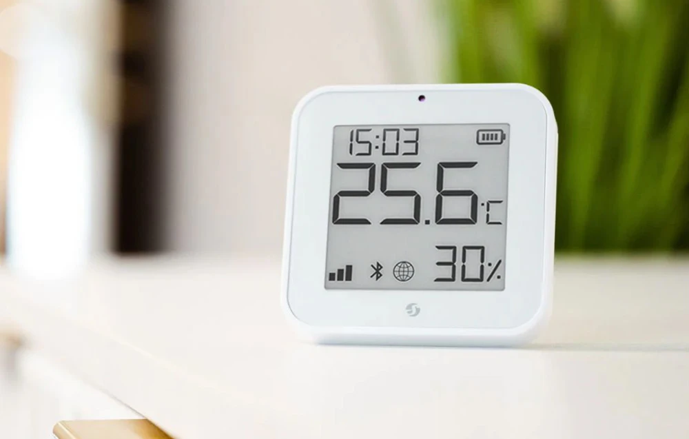 Shelly BLU H&T Ekranas ZB temperatūros, drėgmės, LUX sensorius, Bluetooth, Zigbee, Baltas aprašymas - Prekės nuotrauka