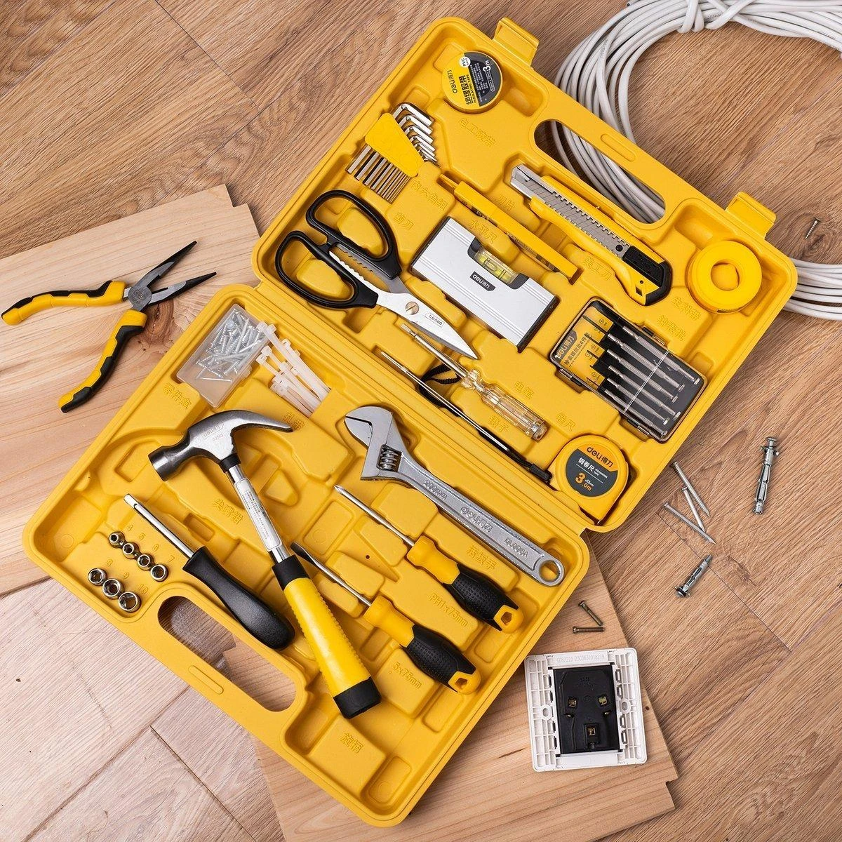 Profesionalus įrankių rinkinys Deli Tools EDL1038J - 38 vnt