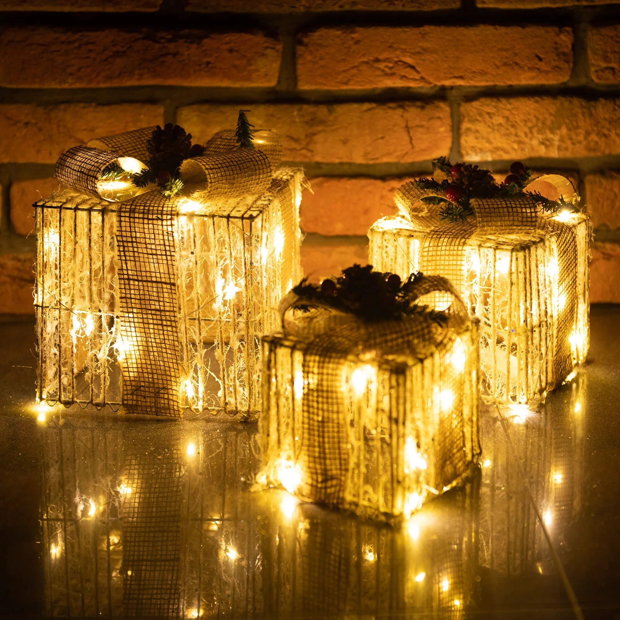 Kalėdų dekoracija su LED apšvietimu Springos 3 vnt. rinkinys