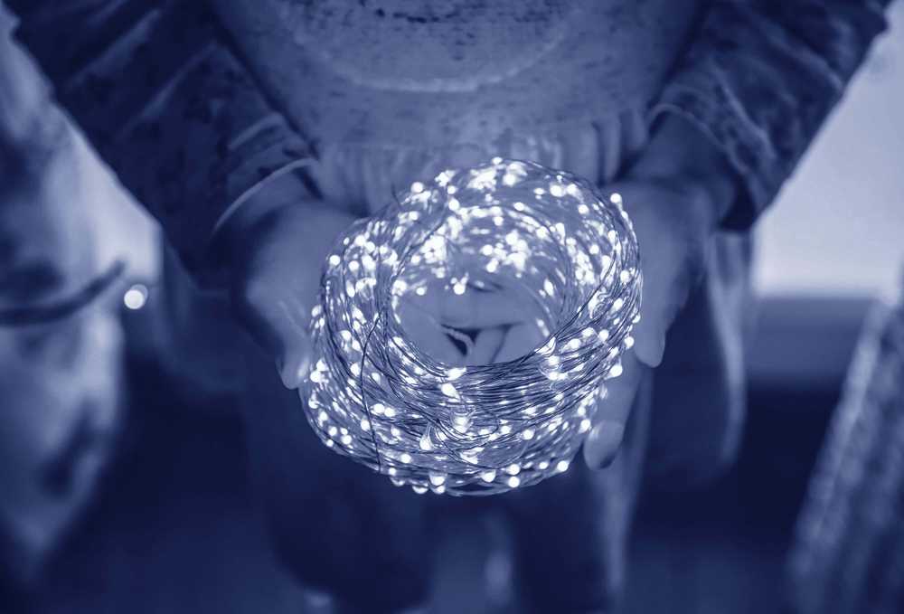 Springos Kalėdinės lemputės 100 LED šalta balta 10 m