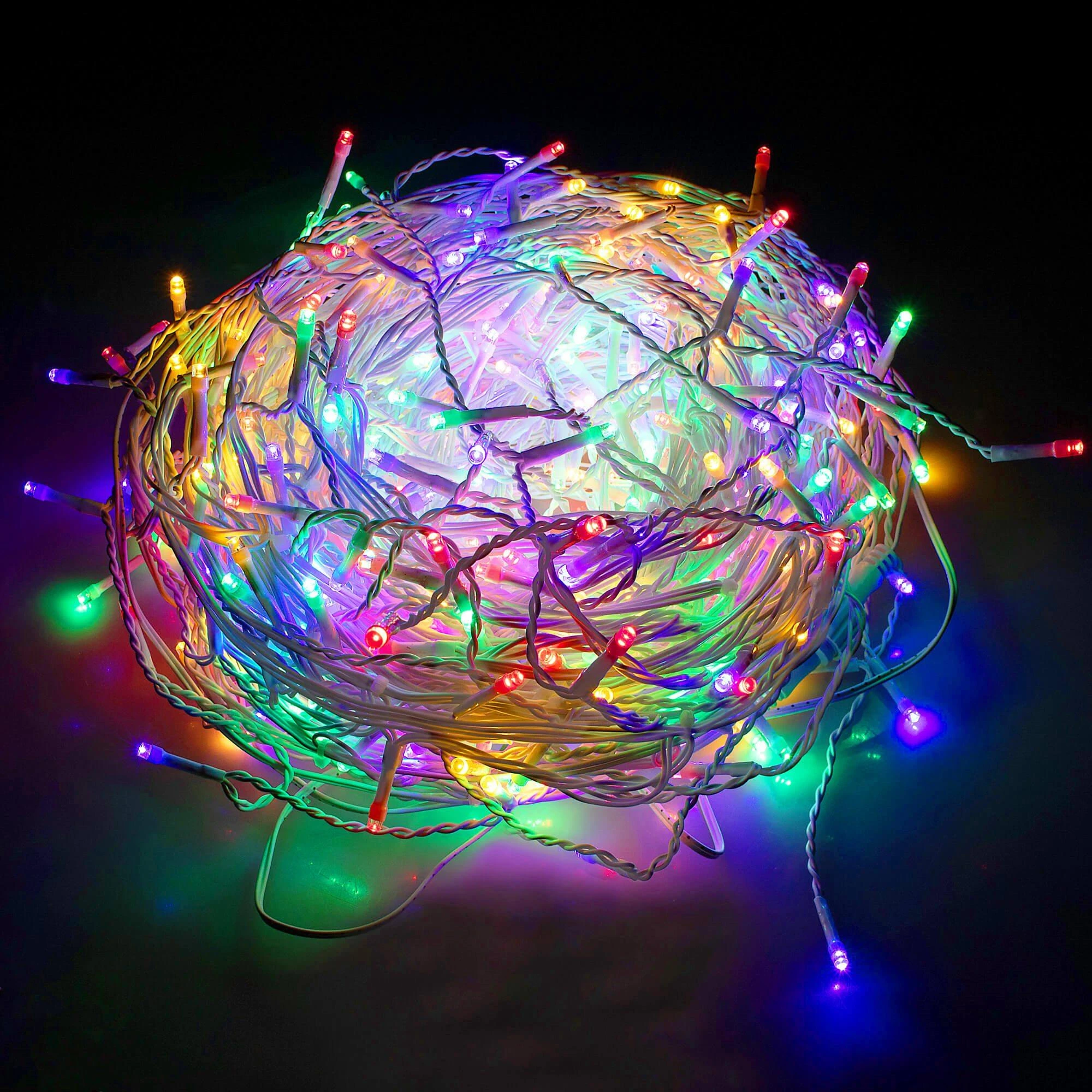 Springos Varveklių girlianda 500 mikro LED, daugiaspalvė su šaltai balta blykste