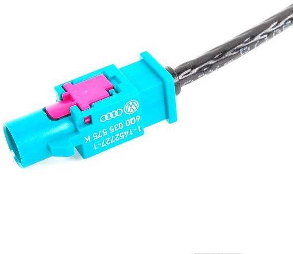 Adapterio Antenos Kabelis VAG Audi Q3 A1 A3 A6 Volkswagen Passat Originalus 000098692