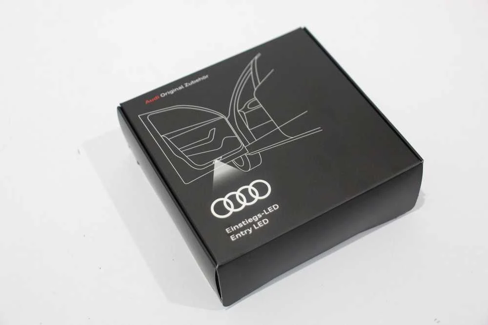 Audi E Tron GE 2019 LED įėjimo žibintai VAG Originalus 4G0052133L