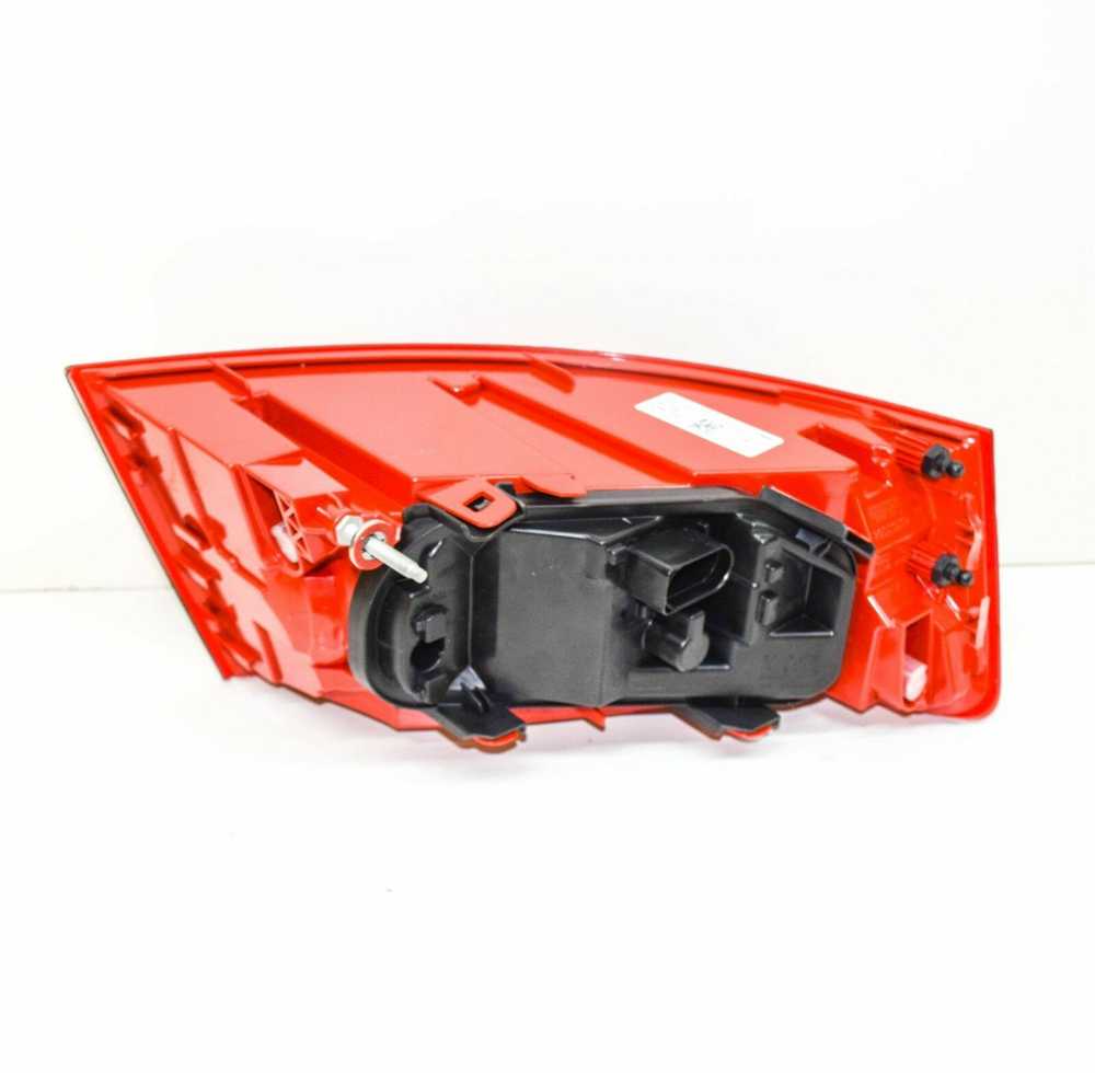 Audi TT TTS Coupe Roadster 8N 1999 2002 LED Galinis Žibintas VAG Originalus 4F5945096AC
