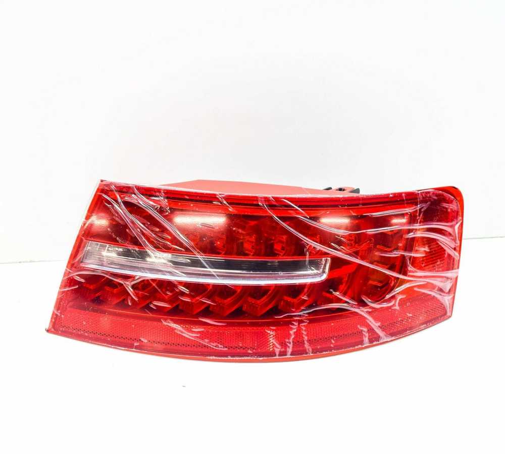 Audi TT TTS Coupe Roadster 8N 1999 2002 LED Galinis Žibintas VAG Originalus 4F5945096AC