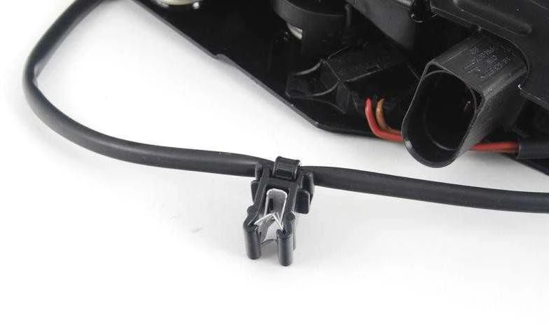 Audi TT TTS Dangčio Užraktas Su Mikro Jungikliu VAG Originalus 8J0823509C