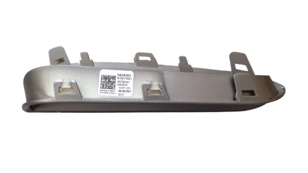 BMW 1 F40 M135iX Kairysis Šoninis Grillio Dekoras Originalus 51115A39383