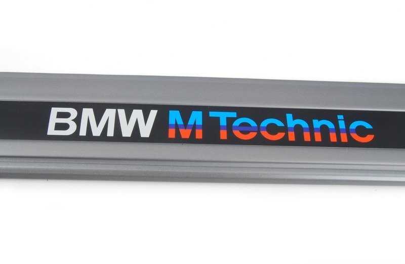 Bmw 3 E30 Slenkstinė Juosta 51472230810