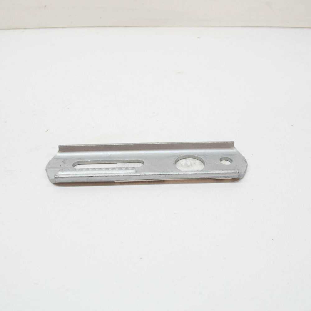 BMW 3 E30 vairo stiprintuvo siurblio reguliavimo juosta 32421714641 1714641 Originali