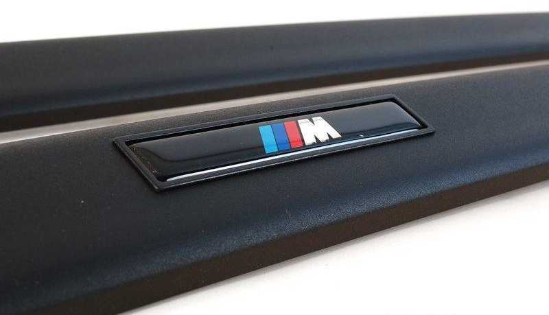 Bmw 3 E36 Durų Apskaičių Rinkinys Originalus 82119403144