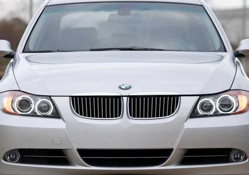 Bmw 3 E90 E91 Kairysis Grillis Originalus 51137120009