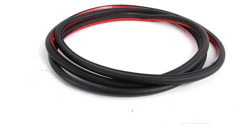 BMW 3 E92 E93 06 -13 PRIEKINIŲ DEŠINIŲ RATŲ APATINIS KAPOTAS ORIGINALUS 7154416