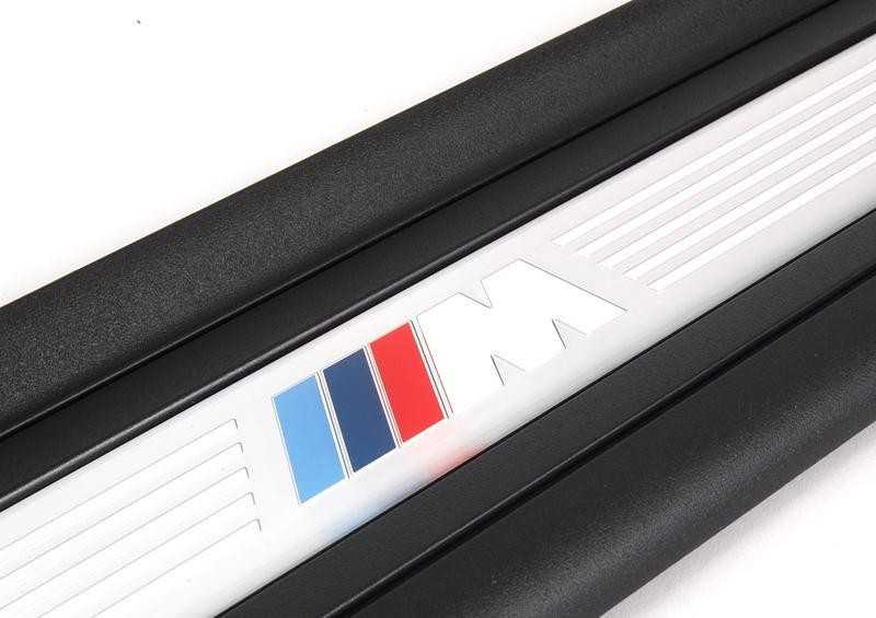 BMW 3 E92 E93 Dešinė Blende Einstieg 51478046478