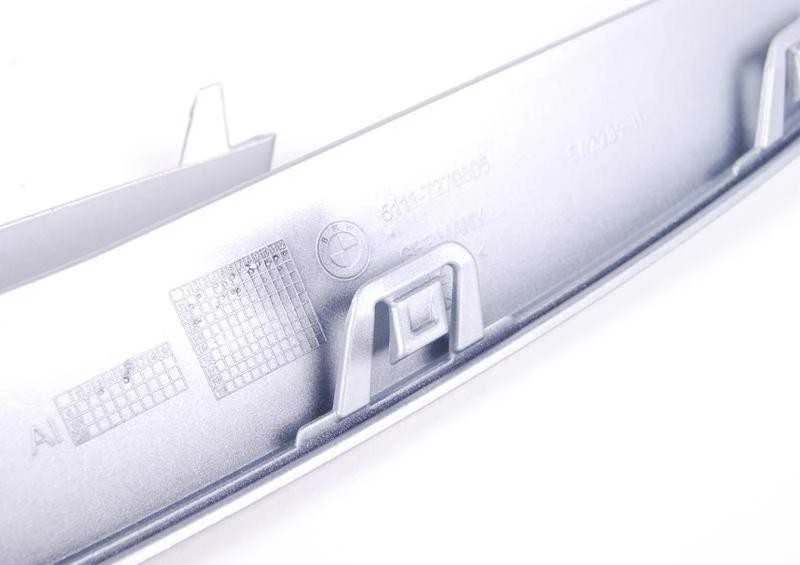 BMW 3 F30 F31 Modern Line Chromuotas Apdailos Elementas Kairysis Rūko Žibinto Grotelės ORIGINALUS