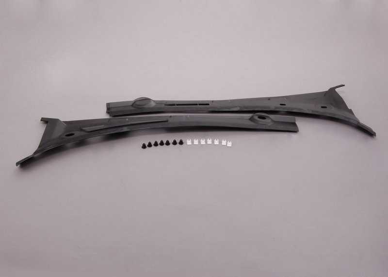 BMW 3 SERIJA E36 PRIEKINIS STIKLAS KAPOTAS DEŠINĖ O/S ORIGINALUS 51711960844