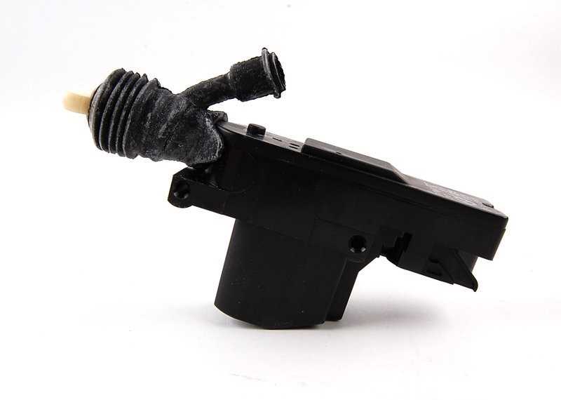 BMW 3 serijos E30 1982-1991 priekinis bamperio apatinis dangtis grotelių dangtis originalus 51711953609