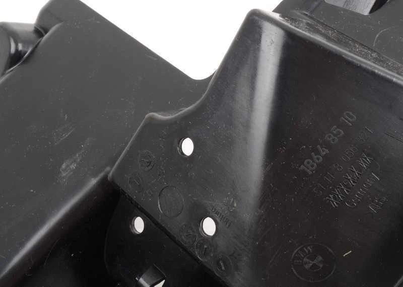 BMW 3 serijos F30 priekinio bamperio apatinė kairė atrama 51118068127 originali