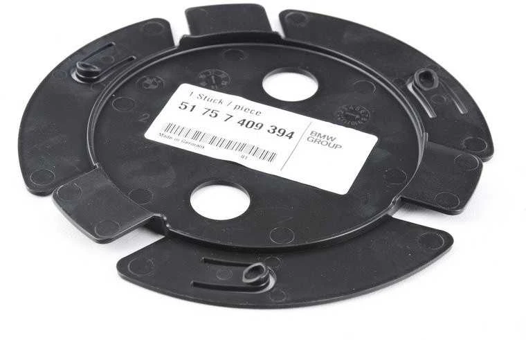 BMW 3 Touring G21 Variklio skyriaus centrinis po dėtuve esantis dėklas Originalus 51757409394