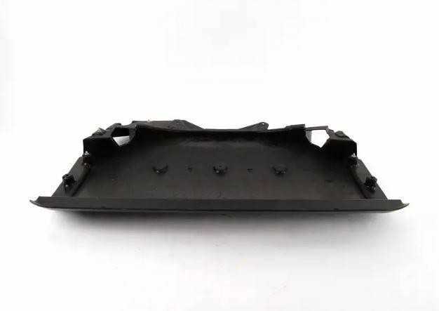 BMW 5 E39 Priekinis Variklio Skydas Originalus 51712695680
