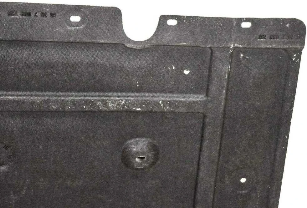 Bmw 5 E60 E61 Kėbulo Apatinė Plokštė Kairė Originalus 51717070179