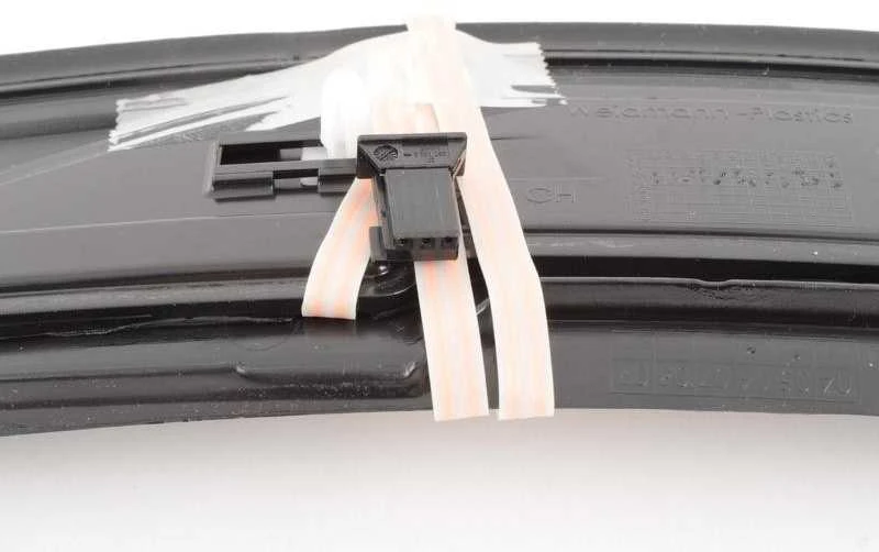 Bmw 5 F10 F11 Galinio Dešiniojo Šviesos Apsauga Originalus 51477203610