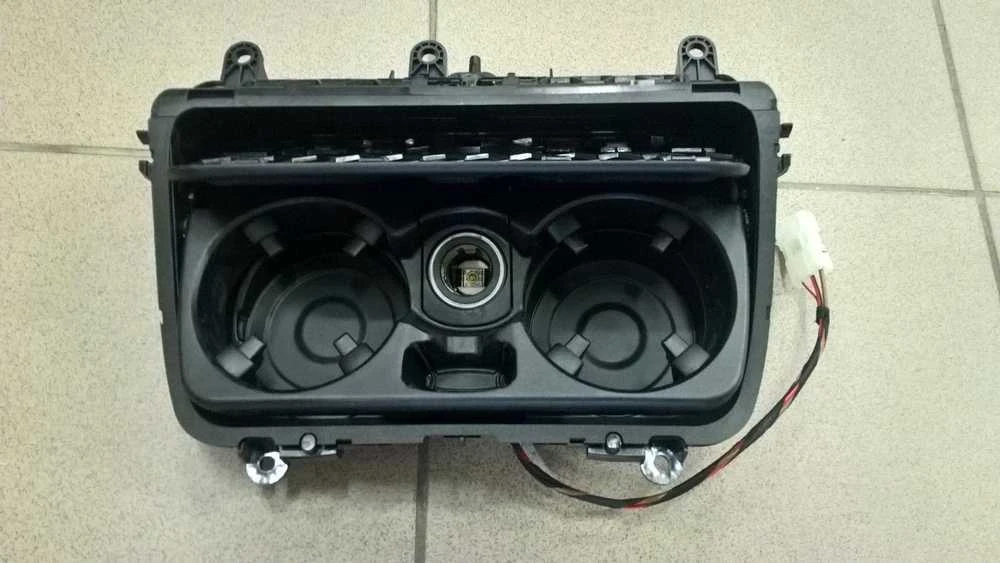 Bmw 5 F10 F11 Taurės Laikiklis Originalus 51169241714