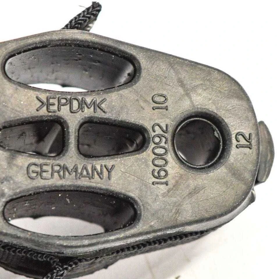 BMW 5 F10 Išmetimo duslintuvo tvirtinimo guma 18207807132 7807132 NAUJA ORIGINALI