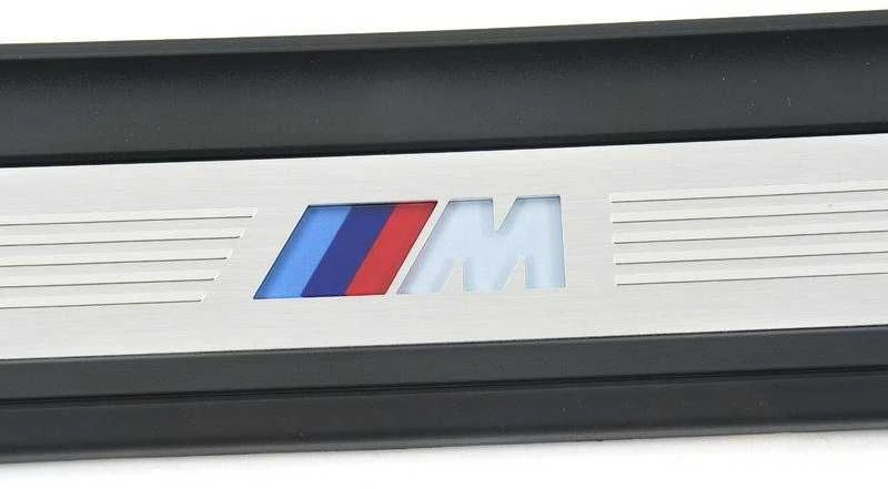 BMW 5 G30 G31 Priekinis Durų Slėnio Apsauga Su Šviesa Originalus 51478061056