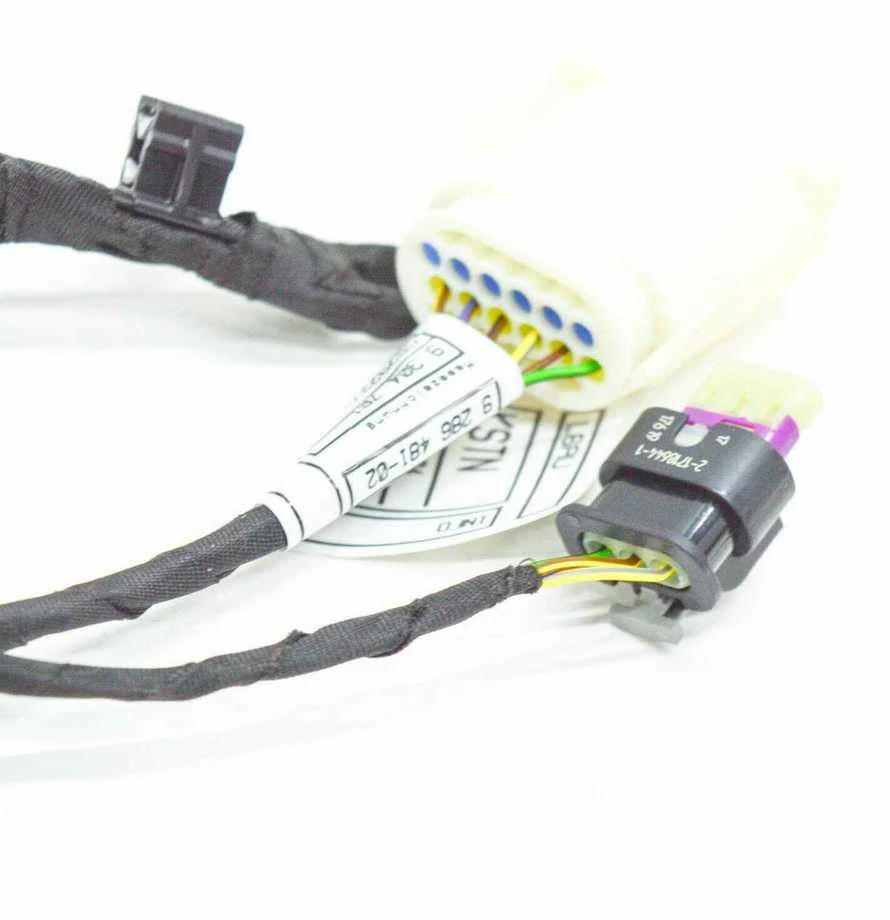 BMW 5 SERIES F10 F11 Priekinis bamperis PDC laidų jungtis 61129286481 Originali