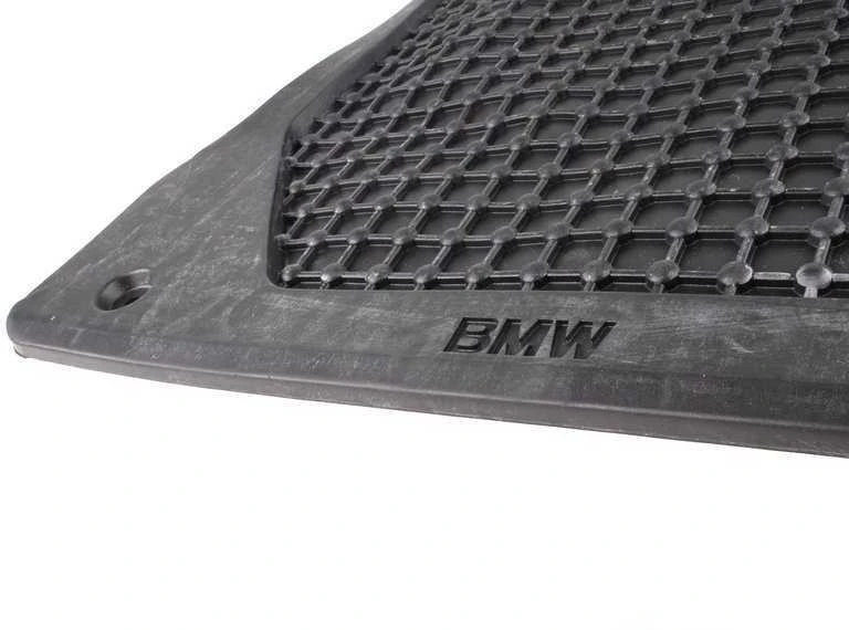BMW E39 5 serijos priekinės gumos kilimėlių komplektas (kairės pusės vairavimui), originalūs, 82559405043