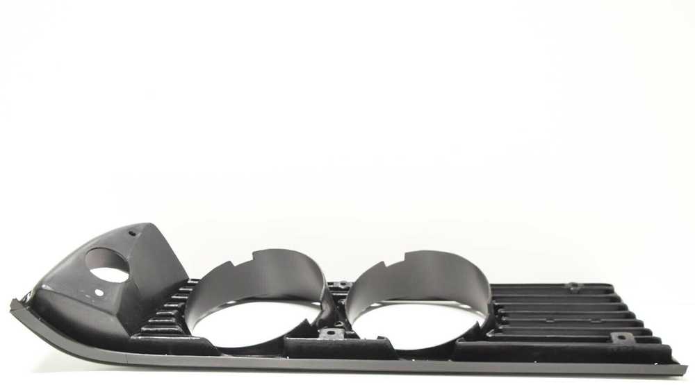 Bmw 6 E24 Kairysis Ziergitter Originalus 51131961639