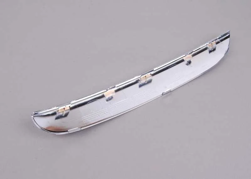 BMW 7 F01 F02 F04 08-15 M Sport priekinis bamperis RIGHT Chrome Moulding Trim Genuine