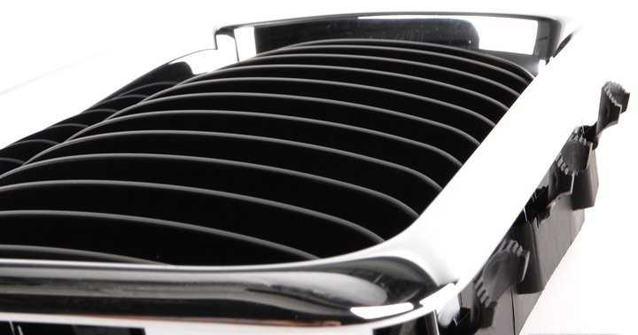 BMW 7 serija E38 priekinis radiatoriaus inksto groteles kairysis originalus 51138125811