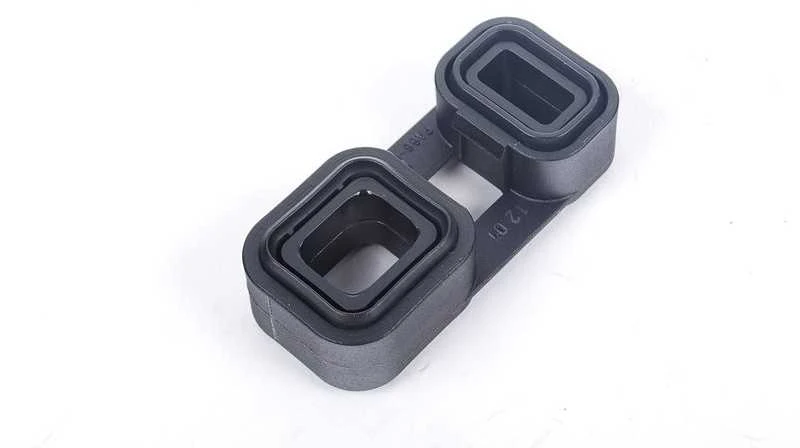 BMW Adapteris E81 E87 E90 E91 E92 E93 E60 E61 E63 E64 E65 E66 F01 F02 E84 E83 E70 E71 E85 E86 E89 Originalus 24347588724