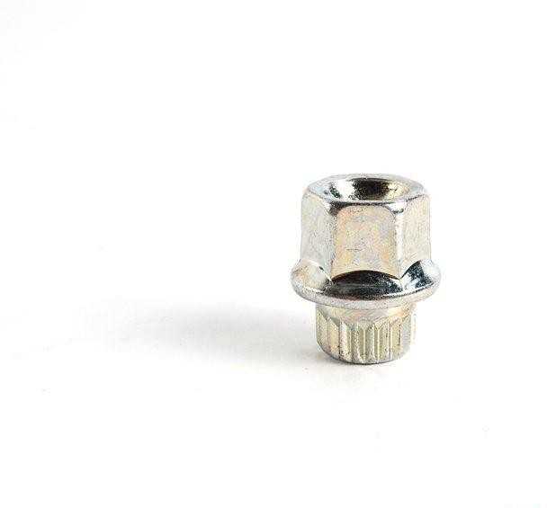 BMW Adapteris Mit Code 1 E81 E87 E90 3 E30 E36 E46 Originalus 36136762341