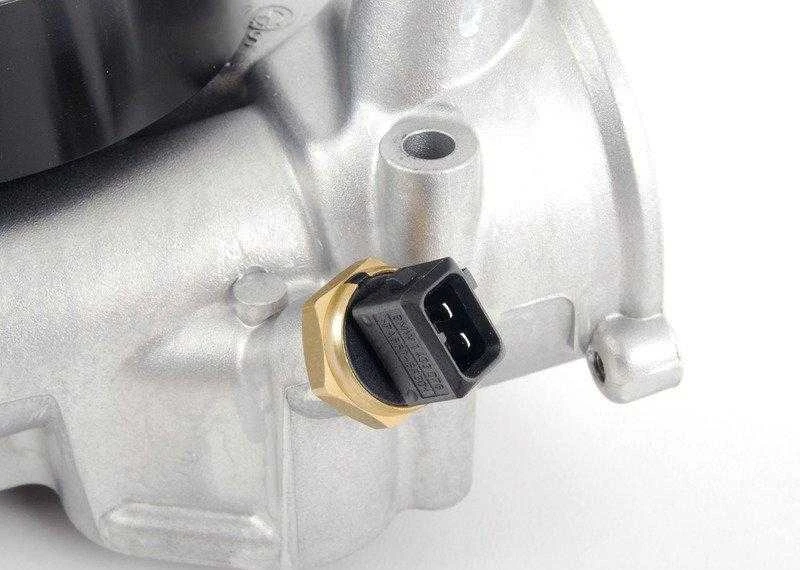 BMW Aušinimo Skysčio Siurblys 5 F07 GT F10 F11 11517548263 Originalus 11517548263