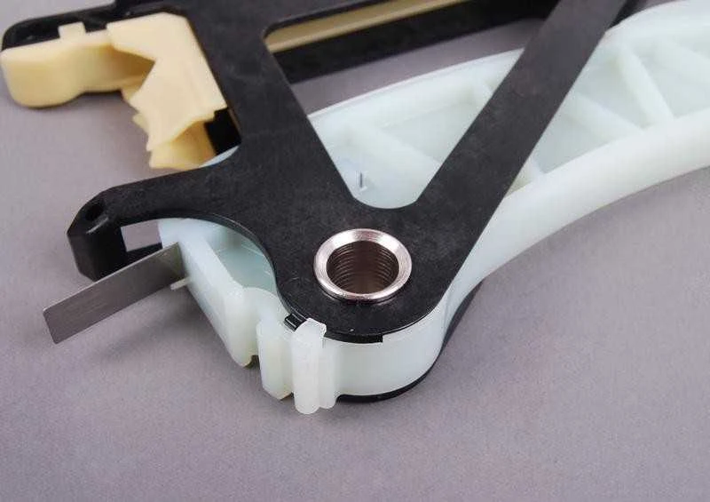 BMW Chain Tensioner Guide Rail E81 E87 E90 F20 F30 Originalus 11317585020