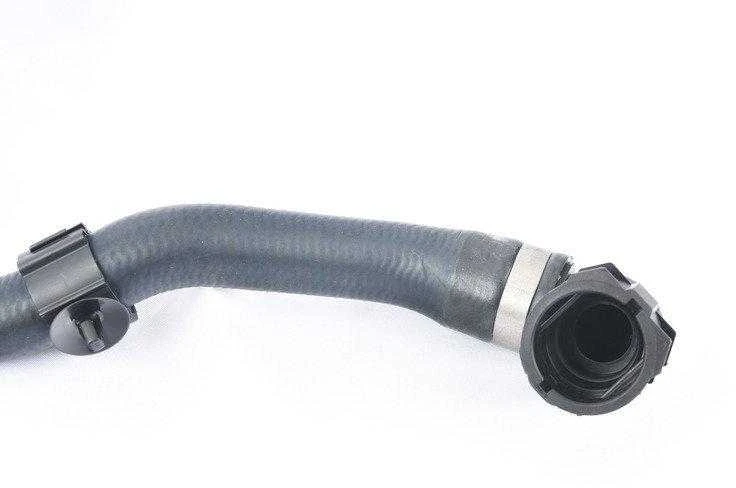 BMW Dešinės Variklio Aušinimo Skysčio Rezervuaro Žarna F20 F21 F22 F30 F32 F33 F36 Originalus 17128634283