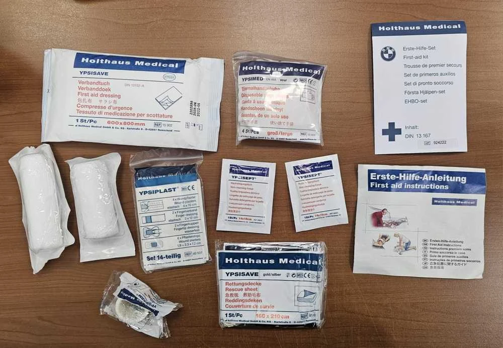 Bmw Pirmosios Pagalbos Rinkinys Didelis Originalus 72602449657